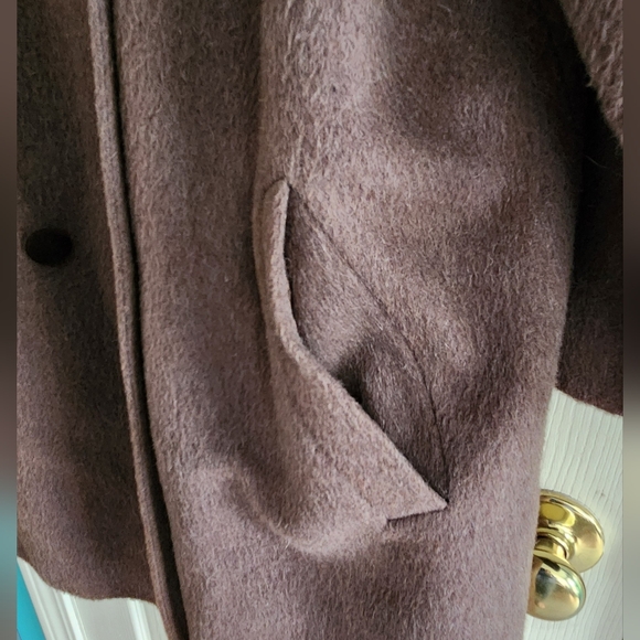 Vintage C&A Women's Pure Wool/Mohair Camel Brown Double Breasted Coat - Picture 8 of 10